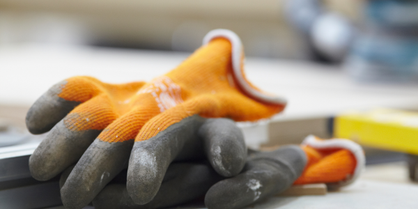 A guide to selecting safety gloves